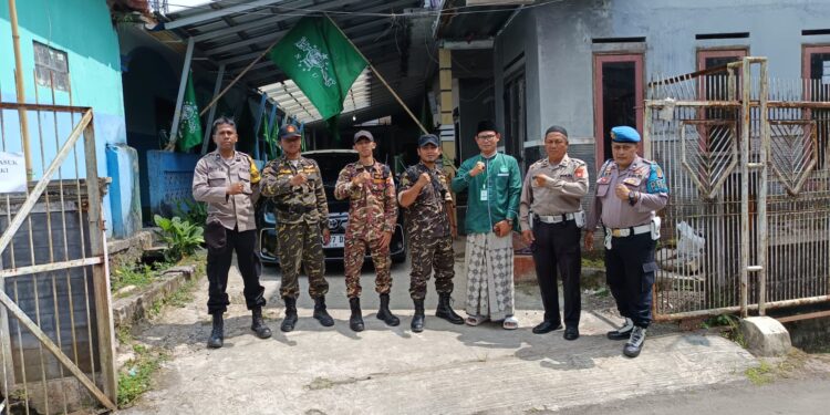 Polsek Sukaraja Polres Sukabumi Kota melakukan pengamanan dalam rangka giat Peringatan Isra Mi’raj