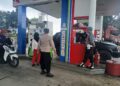Cegah Gangguan Kamtibmas  di Obyek-Obyek Vital, Personil Polsek Sukalarang Laksanakan Patroli Siang Hari Dialogis Dengan Masyarakat