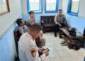 Bhabinkamtibmas Pasirhalang Sambangi Terminal Sukaraja, Antisipasi Gangguan Kamtibmas di Bulan Ramadhan