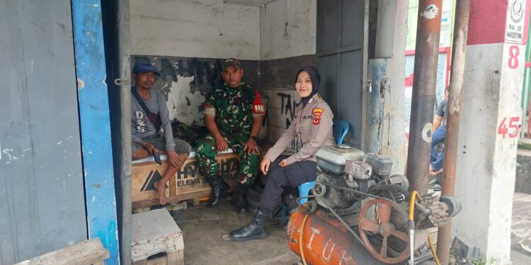 Wujud  Nyata Kedekatan POLRI Dengan Warga, Bhabinkamtibmas Lakukan Sambang Kepada Warga Binaan