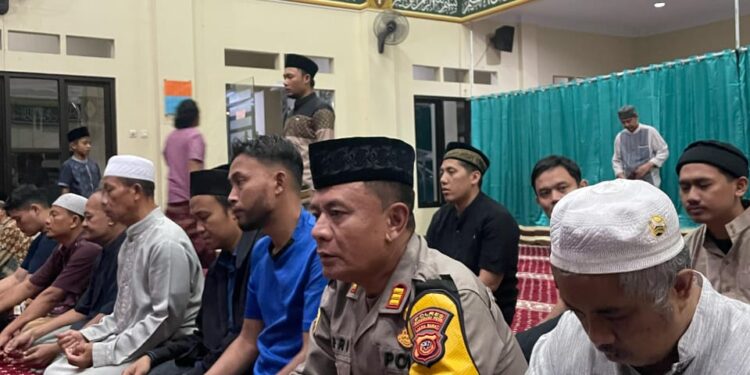 Kapolsek Citamiang Laksanakan Safari Ramadhan dan Tarling, Ajak Warga Jaga Kamtibmas