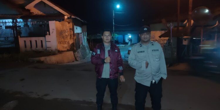 Polsek Kebonpedes Melakukan Patroli Pasca Bubaran Tarawih