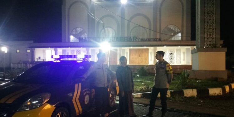 Antisipasi Perang Sarung di Malam Ramadhan Polsek Sukalarang Gencarkan Patroli Setelah Sholat Tarawih