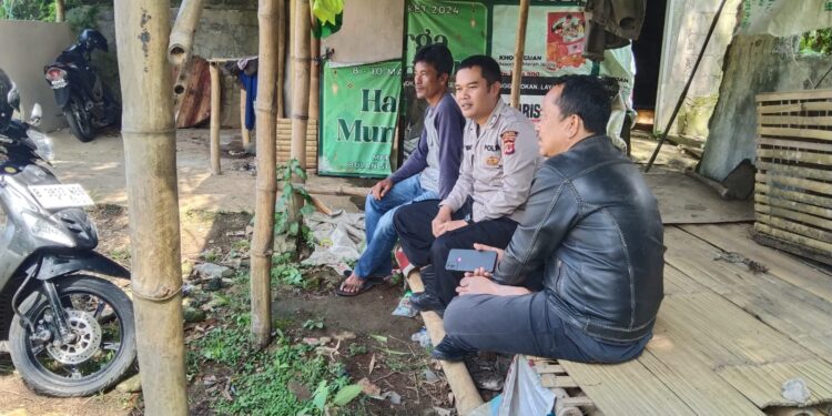 Personil Polsek Sukabumi Lakukan Patroli Dialogis dan Sambangi Warga