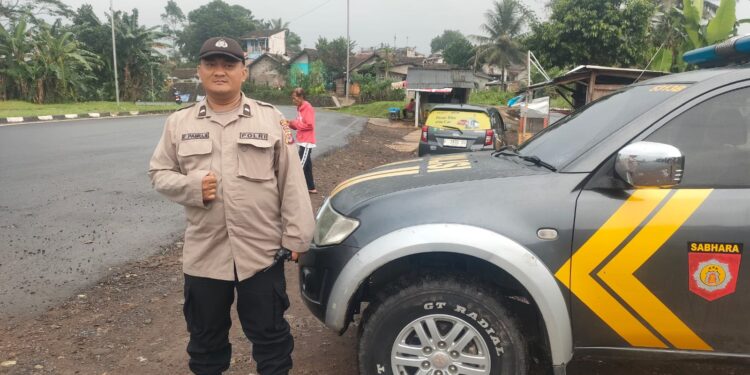 Anggota Polsek Kebonpedes Patroli Antisipasi Berandalan Motor Jelang Buka Puasa