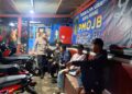 Guna Jaga Wilayah Aman, Polsek Sukalarang Rutin Patroli Strong Point Menjelang Sahur