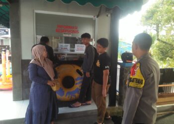Patroli mobile rutin Polsek Kadudampit antisipasi gangguan kamtibmas di wilayah hukum polsek kadudampit