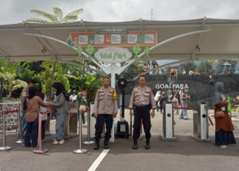 Menggali informasi tentang situasi dan kondisi serta perkembangan kamtibmas, Kapolsek Sukaraja Polres Sukabumi Kota beserta anggota melakukan giat mengamankan dan kontrol tempat Wisata