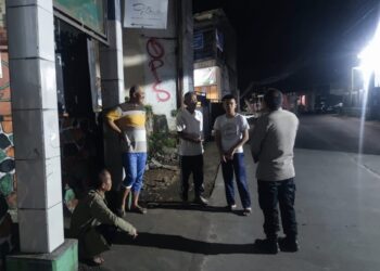 Patroli Dialogis malam hari untuk menciptakan situasi Kamtibmas Aman Kondusif.