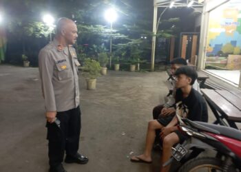 Patroli Malam, Unit Samapta Polsek Cisaat Tekan Kriminalitas dan Gangguan Kamtibmas
