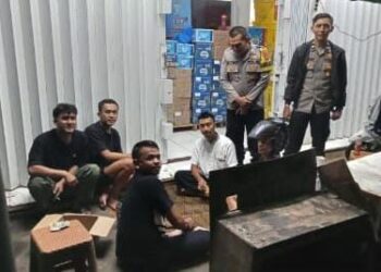 Antisipasi Gangguan Kamtibmas Polsek Cireunghas Laksanakan Patroli Malam Minggu