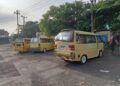 Sambangi Sopir Angkot, Anggota Unit Patroli Polsek Lembursitu Sampaikan Himbauan Kamtibmas