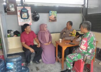 Sambang warga. Sinergitas TNI – Polri ciptakan kondusifitas lingkungan warga