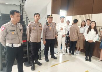 Kapolsek Sukalarang Pimpin Langsung Pengamanan Perayaan Paskah di Gereja GKI Penginjil Kota Sukabumi