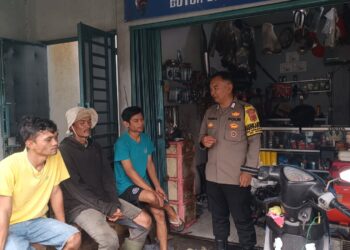 Sapa warga nya, Bhabinkamtibmas desa Sudajaya Girang beri himbauan.