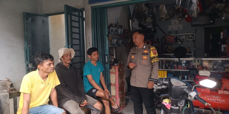 Sapa warga nya, Bhabinkamtibmas desa Sudajaya Girang beri himbauan.