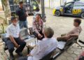 Jalin Sinergitas, Bhabinkamtibmas Polsek Cikole Sambangi Kantor Kelurahan