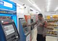 Anggota Patroli Polsek Lembursitu Pantau dan Cek Mesin ATM