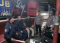 Polsek Sukalarang Gelar Patroli Malam Dialogis di SPBU dan Pangkalan Ojeg untuk Cegah Gangguan Kamtibmas
