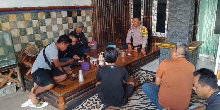 Bhabinkamtibmas selalu hadir di tengah masyarakat sambangi masyarakat