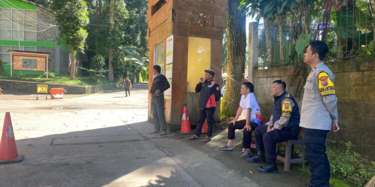 Antisipasi Gukamtibmas Polsek Kadudampit Laksanakan Patroli Siang Hari