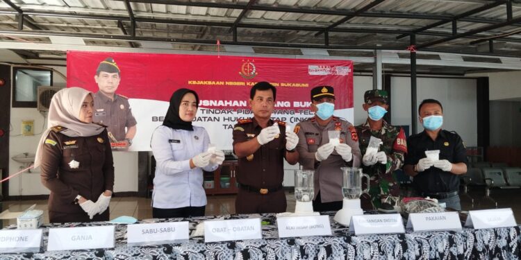 BNNK Sukabumi Saksikan Pemusnahan Barang Bukti Narkoba di Kejari Sukabumi