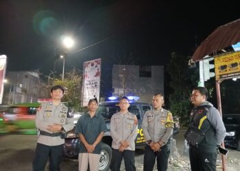 Terus Tingkatkan Patroli Malam Polsek Lembursitu jaga harkamtibmas