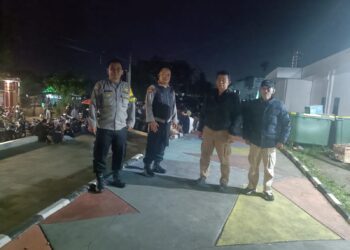 Polsek Cikole Gelar Patroli dan Pemantauan Nobar Persib