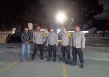 Antisipasi Gukamtibmas, anggota patroli  Polsek Warudoyong Polres Sukabumi Kota Gencar Laksanakan Patroli Malam Hari.