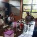 Sinergitas TNI – Bhabinkamtibmas dan Babinsa Laksanakan Sambang ke Kantor Kelurahan