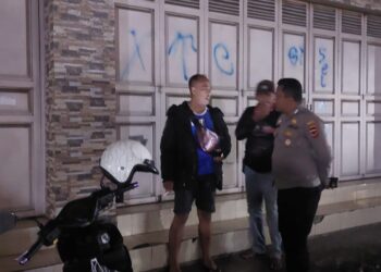 Patroli Malam, Unit Samapta Polsek Cisaat Tekan Kriminalitas dan Gangguan Kamtibmas