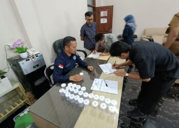 Puluhan Anggota DPRD Kabupaten Sukabumi Dites Urine