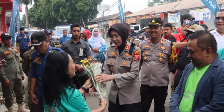 Kapolres AKBP Rita Suwadi Hadiri Pembukaan Turnamen Sepakbola Putri Nusantara II 2025