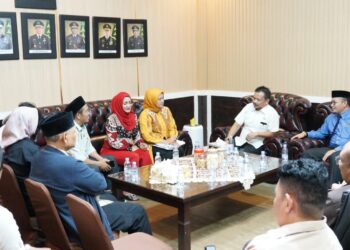 PANJA Wakaf DPRD Kota Sukabumi Bahas Regulasi Wakaf Bersama Kejari
