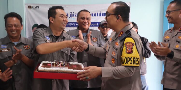 Kapolres Sukabumi Kota Sambangi PWI dan IJTI, Perkuat Sinergi dengan Insan Pers