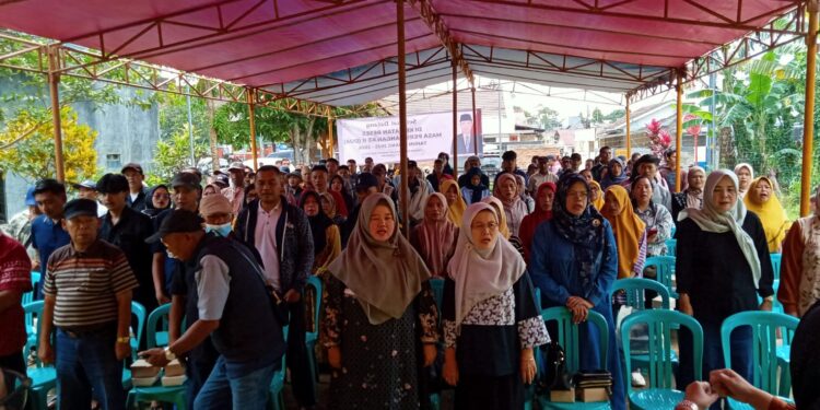 Ratusan Warga Gunungpuyuh Sukabumi Sampaikan Keluhan ke Agus Rachman