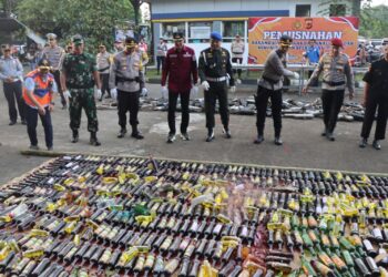 Polres Sukabumi Kota Musnahkan 2.325 Botol Miras Hasil Operasi Pekat Lodaya 2026