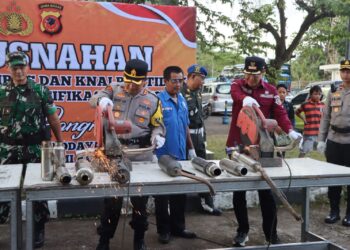 Polres Sukabumi Kota Musnahkan 225 Knalpot Brong