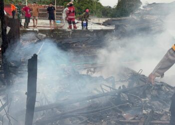 Korsleting Listrik Picu Kebakaran, 4 Rumah Ludes di Sukabumi