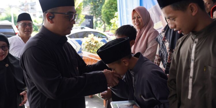 Polres Sukabumi Kota Distribusikan Ribuan Bungkus Daging Hewan Qurban