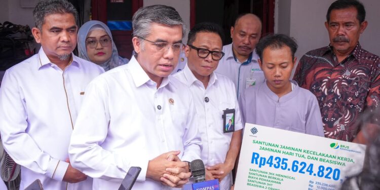 Perlindungan Optimal, Menaker Yassierli Tegaskan Jaminan Sosial untuk Semua Pekerja