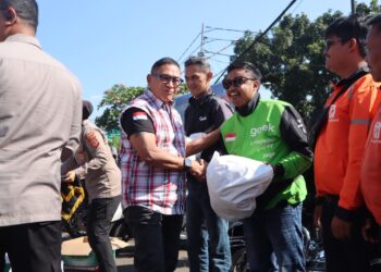 HUT Bhayangkara ke-80, Polres Sukabumi Kota dan HDCI Tebar Kepedulian