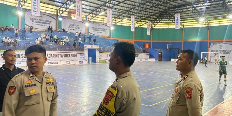 Polsek Warudoyong Kawal Pertandingan Futsal di Stadion Surken, Situasi Berlangsung Kondusif
