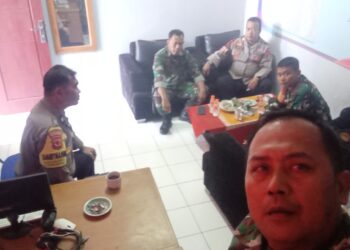 Bhabinkamtibmas dan Babinsa Perkuat Sinergi Lewat Sambang Warga di Lembursitu