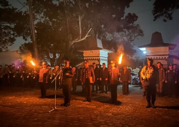 Kapolres Sukabumi Kota Pimpin Renungan Suci HUT ke-81 RI di TMP Surya Kencana