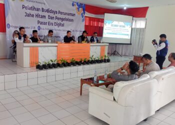 Polisi Hadiri Pelatihan Budi Daya Jahe Hitam dan Pasar Digital di Warudoyong Sukabumi
