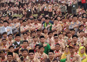 Kapolri Pimpin Apel Akbar 5.000 Peserta Kemah Nasional Pramuka PUI di Sukabumi