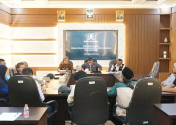 DPRD Kota Sukabumi Audiensi Bersama Forum Komunikasi RT/RW dan FITRA Bahas Rencana Pinjaman Pemkot