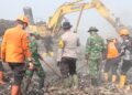 Air Jadi Kendala Pemadaman TPA Cikundul, 15 Mobil Tangki Disiagakan