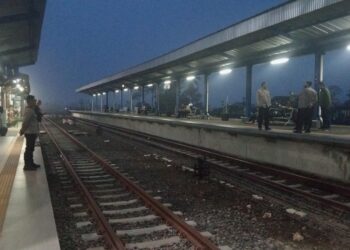 Polisi Pantau Stasiun Cisaat Sukabumi, Pastikan Situasi Tetap Kondusif